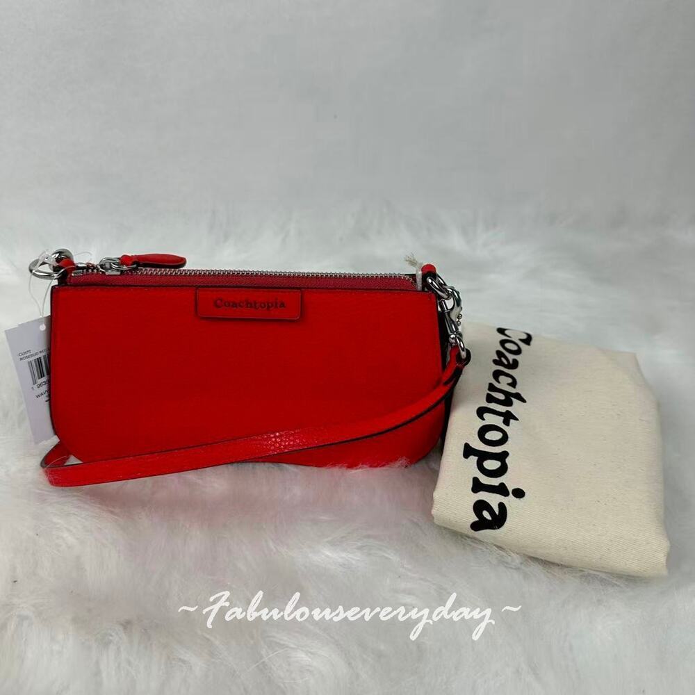 COACH Small Wavy Shoulder Bag In Coachtopia Upcrafted Leather Rosebud Red CU870